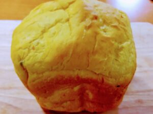 カボチャのふんわり食パン